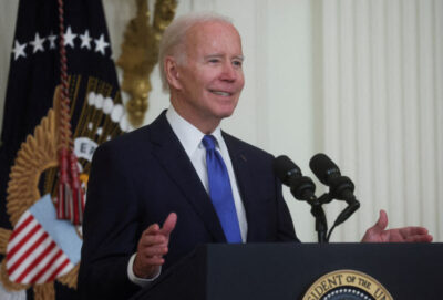 지난달 27일(현지 시각) 조 바이든 미국 대통령이 백악관에서 인플레이션감축법(IRA)을 주제로 연설하고 있다. /로이터 연합뉴스