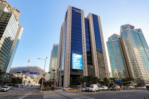 서울시 중구에 위치한 우리은행 본사 전경. /우리은행